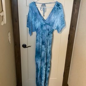NWOT LoveStitch Maxi - size S/M